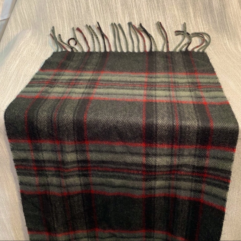 Christian Dior cashmere plaid scarf - Picture 4 of 4